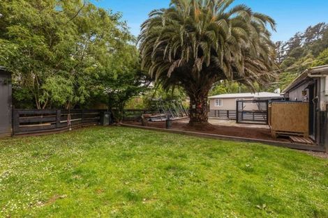 Photo of property in 6 Coast Road, Wainuiomata, Lower Hutt, 5014