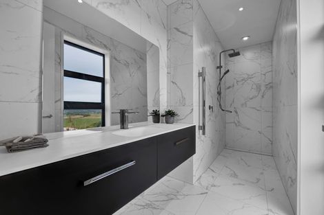 Photo of property in 29 Washer Road, Omata, New Plymouth, 4374