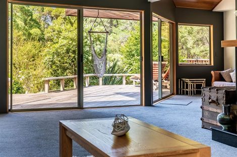 Photo of property in 70 Scott Road, Stanmore Bay, Whangaparaoa, 0932