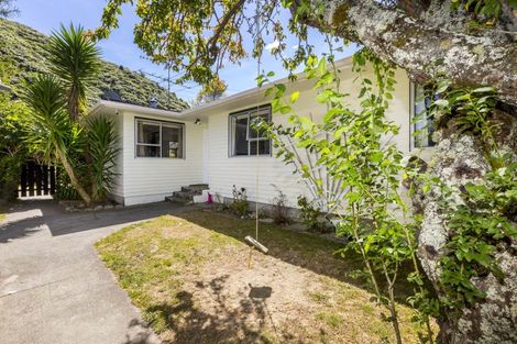 Photo of property in 23 Indiana Grove, Totara Park, Upper Hutt, 5018