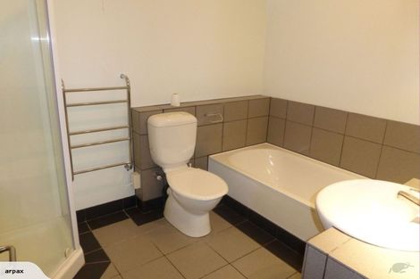 Photo of property in Pirie Street Townhouses, 28/35 Pirie Street, Mount Victoria, Wellington, 6011