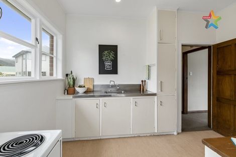 Photo of property in 70 Hall Crescent, Epuni, Lower Hutt, 5011