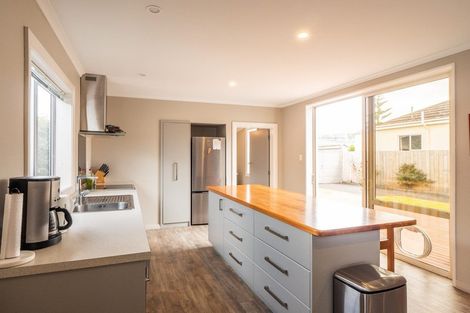 Photo of property in 5 Hargest Crescent, Saint Kilda, Dunedin, 9012