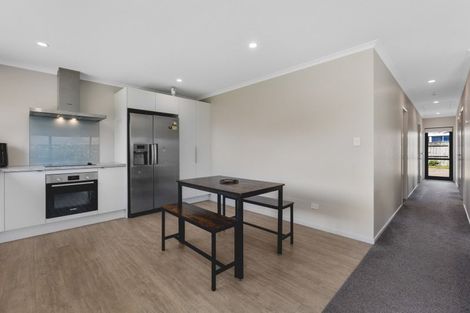 Photo of property in 10b Cowling Road, Hurdon, New Plymouth, 4310