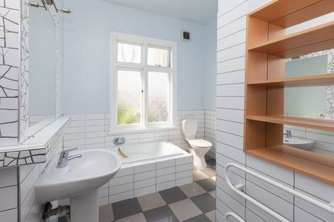 Photo of property in 19 Newcastle Street, Phillipstown, Christchurch, 8011