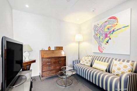 Photo of property in Clyde Quay Wharf, 2a/7 Clyde Quay Wharf, Te Aro, Wellington, 6011