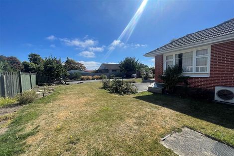 Photo of property in 5 Greenfield Place, Mairehau, Christchurch, 8052