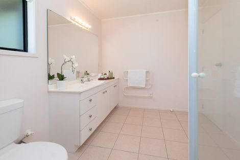 Photo of property in 26 Nicholas Road, Somerville, Auckland, 2014