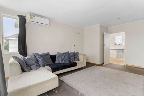 Photo of property in 18 Arimu Road, Papakura, 2110