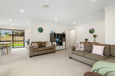 Photo of property in 10 Nathan Street, Tawa, Wellington, 5028