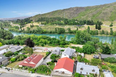 Photo of property in 21 Sunderland Street, Clyde, 9330