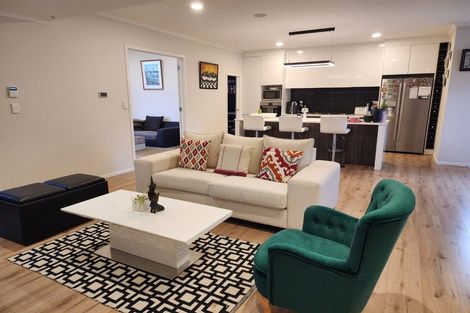 Photo of property in 15 Waireka Road, Rototuna North, Hamilton, 3210