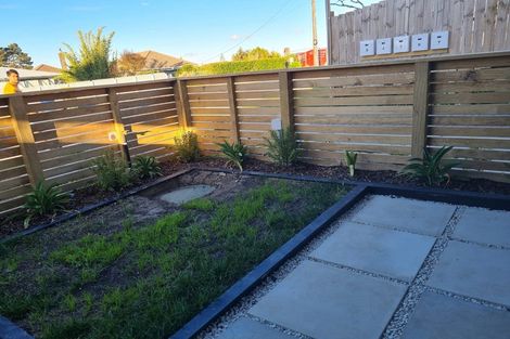 Photo of property in 2/43 Ranui Avenue, Ranui, Auckland, 0612