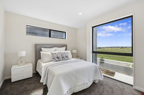 Photo of property in 14 Hampshire Lane, Karaka, Papakura, 2580