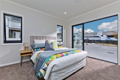 Photo of property in 49 Te Oneroa Way, Long Bay, Auckland, 0630