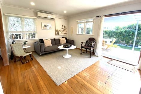 Photo of property in 55a Oceanview Road, Mount Maunganui, 3116