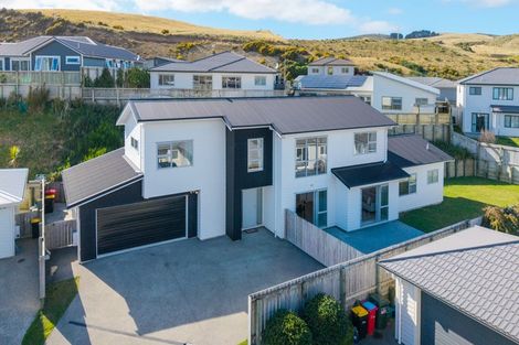 Photo of property in 71 Grenada Drive, Grenada Village, Wellington, 6037