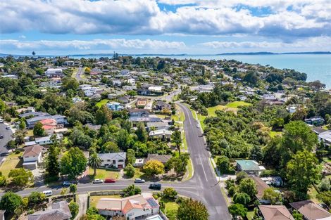 Photo of property in 84 Advene Road, Cockle Bay, Auckland, 2014