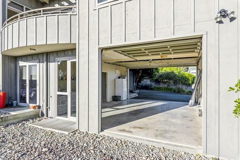 Photo of property in 33 Marram Way, Peka Peka, Waikanae, 5391