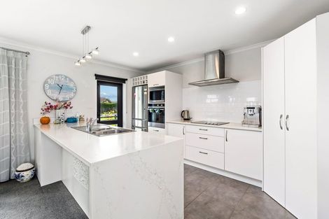 Photo of property in 10 Watch Lane, Waipu, 0510