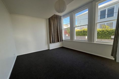 Photo of property in 16 Austin Street, Mount Victoria, Wellington, 6011