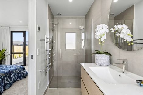 Photo of property in 14 Moonstone Street, Albert Town, Wanaka, 9305