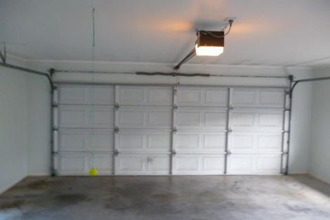 Photo of property in 5 Amadeus Place, Northpark, Auckland, 2013