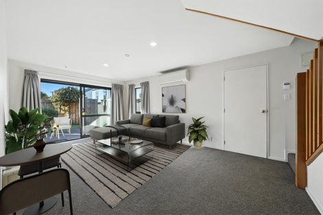 Photo of property in 238a Edgeware Road, Edgeware, Christchurch, 8013