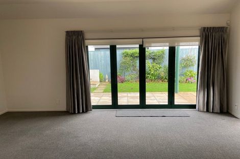 Photo of property in 1/17 Hart Road, Hauraki, Auckland, 0622