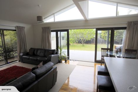 Photo of property in 21 Truro Street, Sumner, Christchurch, 8081
