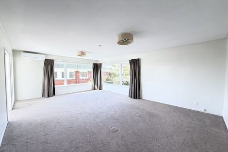 Photo of property in 122 Hugh Green Drive, Pinehill, Auckland, 0632