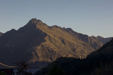 Photo of property in 26 Williams Street, Sunshine Bay, Queenstown, 9300