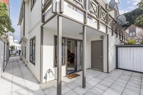 Photo of property in 6 George Street, Thorndon, Wellington, 6011