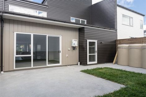 Photo of property in 2b Makura Road, Long Bay, Auckland, 0630