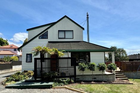 Photo of property in 44 Durham Drive, Havelock North, 4130