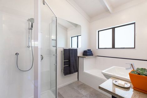 Photo of property in 62 Fidelis Avenue, Snells Beach, 0920