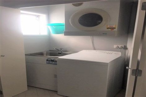 Photo of property in 2/925 Whangaparaoa Road, Manly, Whangaparaoa, 0930