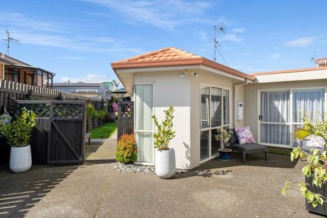 Photo of property in 5c Tawa Street, Mount Maunganui, 3116