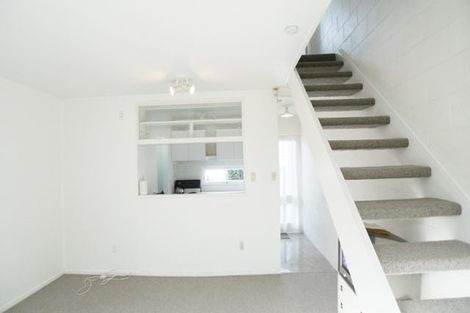 Photo of property in 4/40 Moana Avenue, Onehunga, Auckland, 1061