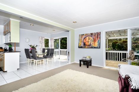 Photo of property in 93 Riverpark Crescent, Henderson, Auckland, 0610