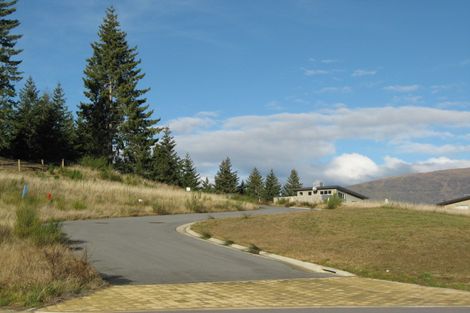 Photo of property in 12 Pearce Place, Wanaka, 9305