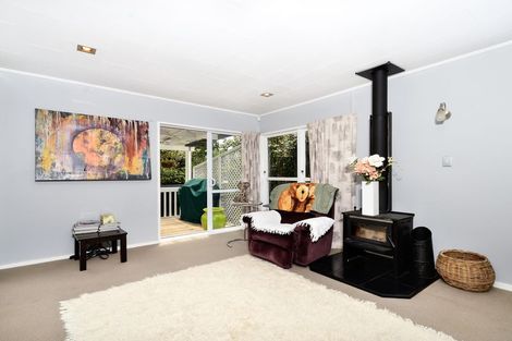 Photo of property in 93 Riverpark Crescent, Henderson, Auckland, 0610