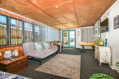 Photo of property in 5 Marine Parade, Carters Beach, Westport, 7825