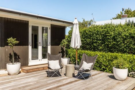 Photo of property in 23 Saint Hill Lane, Havelock North, 4130