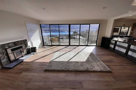 Photo of property in 64 Oregon Drive, Kelvin Heights, Queenstown, 9300