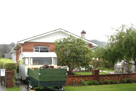 Photo of property in 17 Blackman Avenue, Sawyers Bay, Port Chalmers, 9023