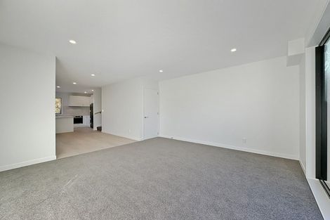 Photo of property in 4/323 Riverside Drive, Waterloo, Lower Hutt, 5011