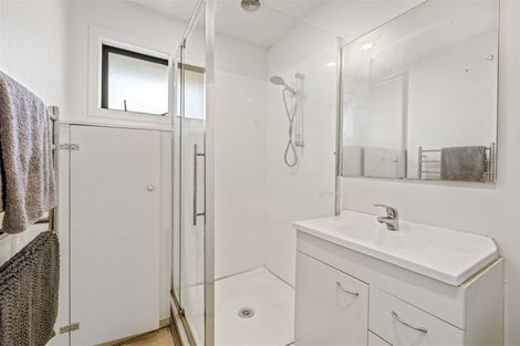 Photo of property in 33 Bournemouth Crescent, Aranui, Christchurch, 8061