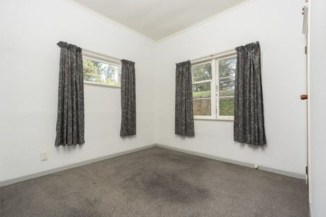 Photo of property in 37 Ngapuke Lane, Parua Bay, Onerahi, 0192