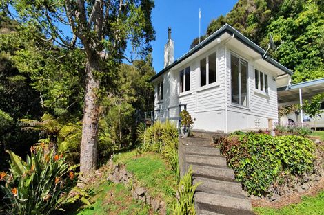Photo of property in 31 Joyces Road, Paihia, 0200